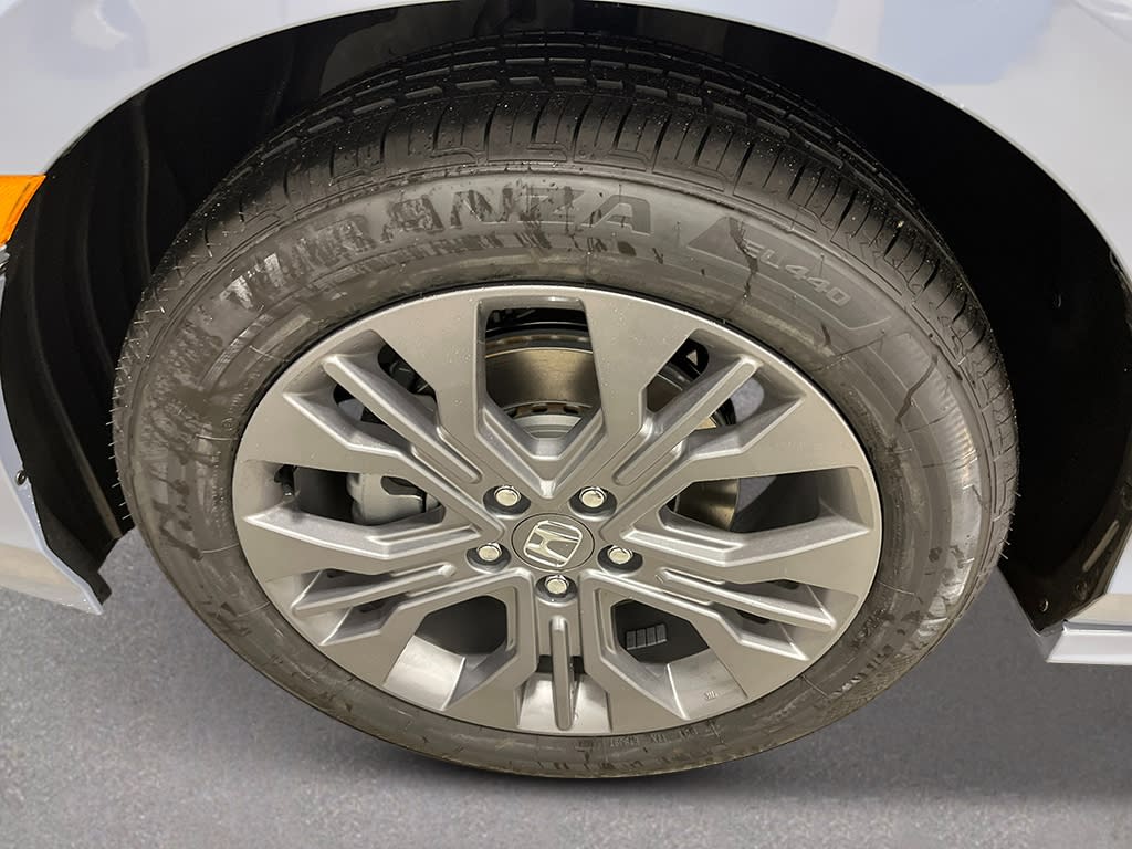 Thumbnail: 2026 Honda Odyssey - 8