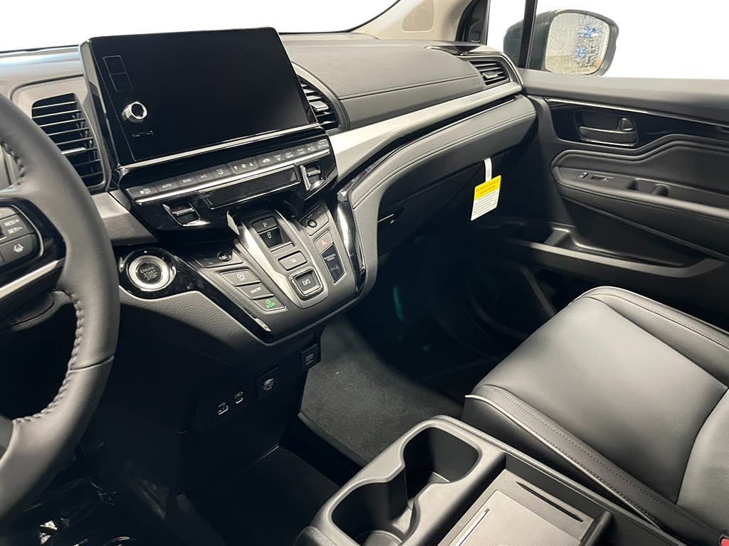 Thumbnail: 2026 Honda Odyssey - 2