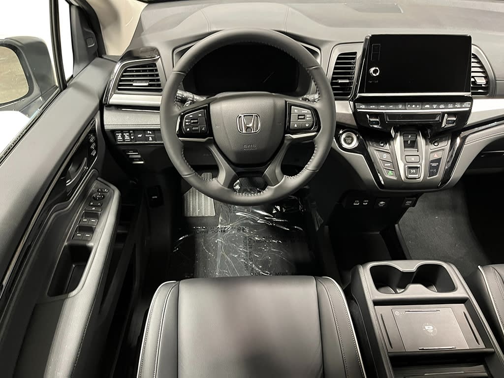 Thumbnail: 2026 Honda Odyssey - 14