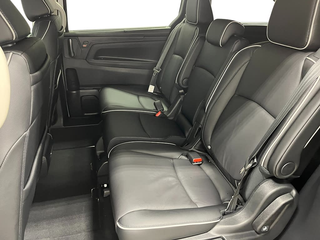 Thumbnail: 2026 Honda Odyssey - 13