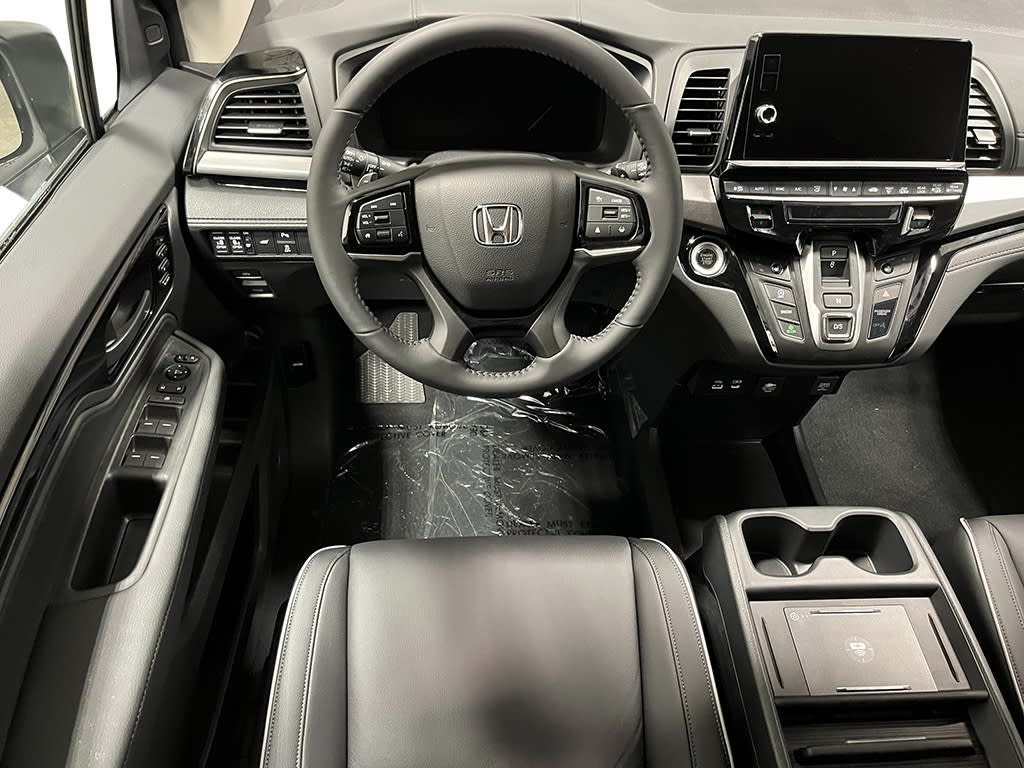 Thumbnail: 2026 Honda Odyssey - 14