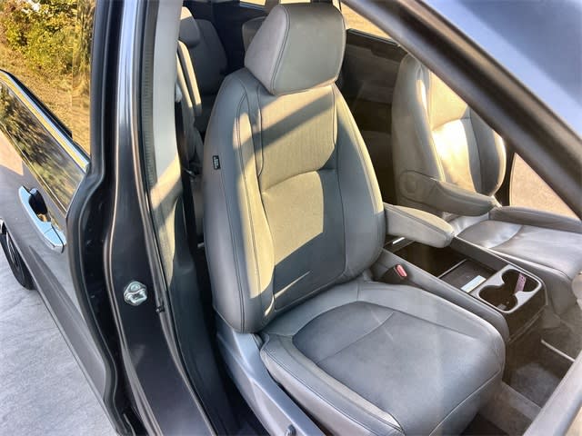 Thumbnail: 2019 Honda Odyssey - 12