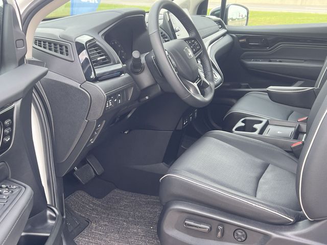 2026 Honda Odyssey Elite - Photo 11