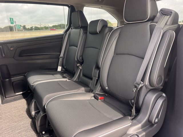 2026 Honda Odyssey Elite - Photo 13