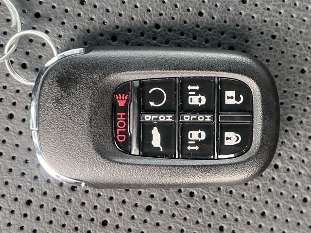 2026 Honda Odyssey Elite - Photo 17