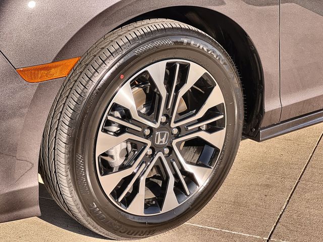 Thumbnail: 2026 Honda Odyssey - 8