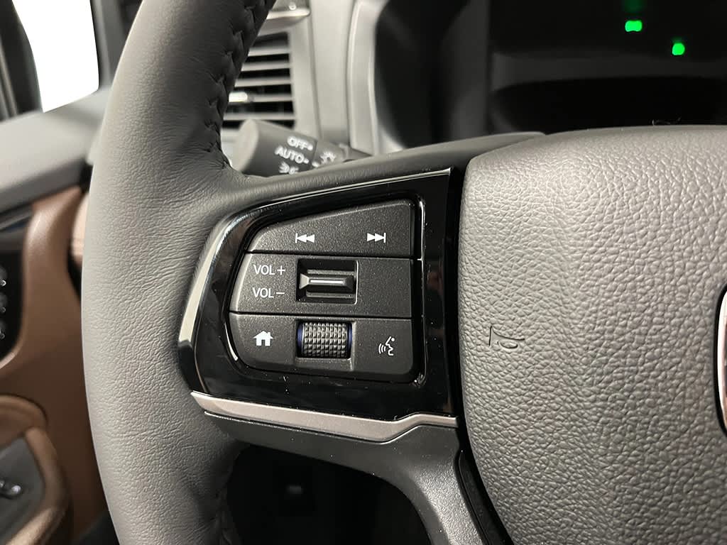 Thumbnail: 2027 Honda Odyssey - 21
