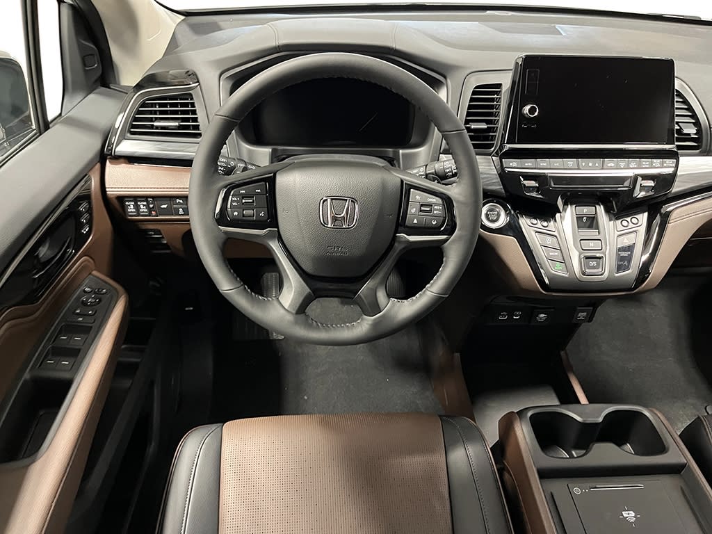 Thumbnail: 2027 Honda Odyssey - 9