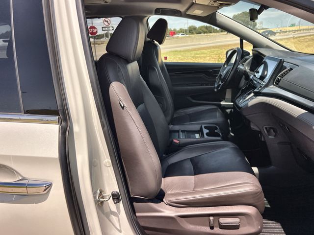 Thumbnail: 2019 Honda Odyssey - 12