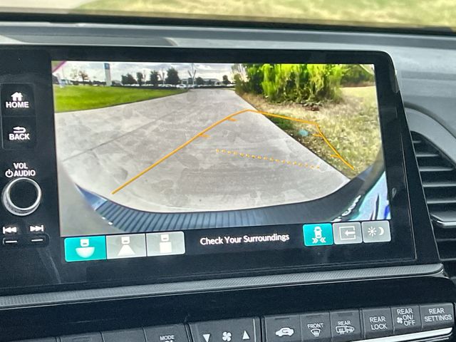 Thumbnail: 2026 Honda Odyssey - 27