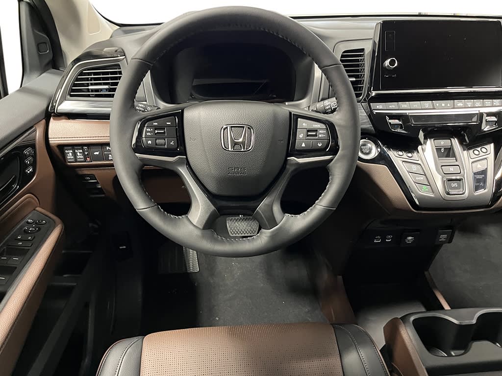 Thumbnail: 2027 Honda Odyssey - 9