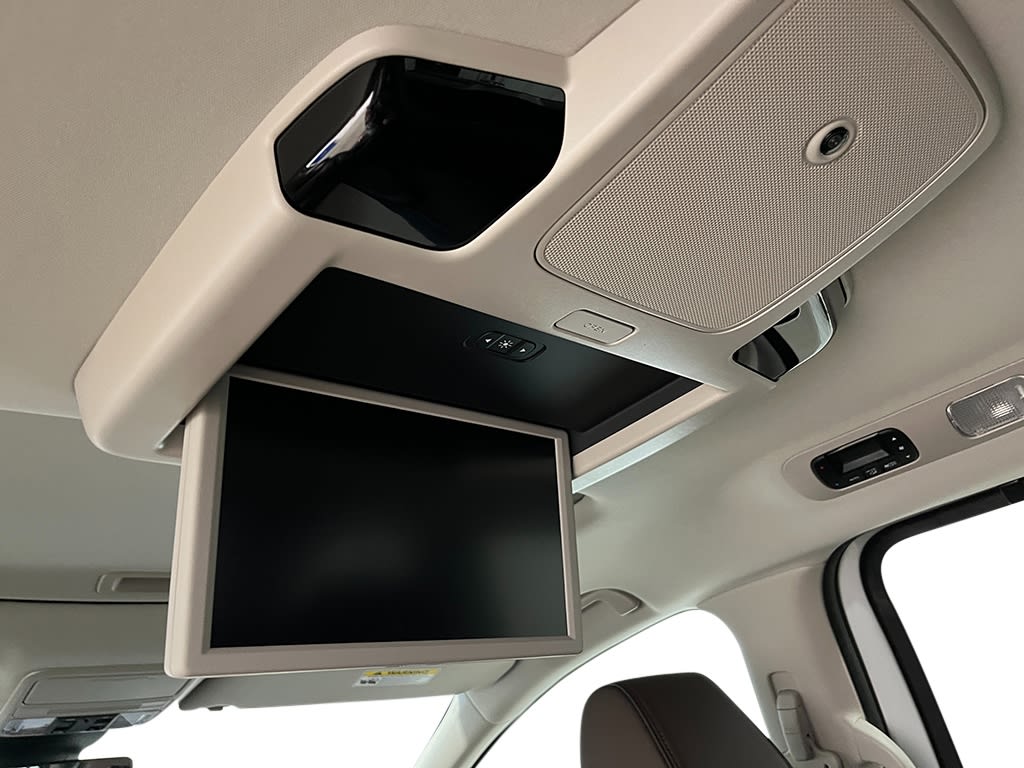 Thumbnail: 2027 Honda Odyssey - 26