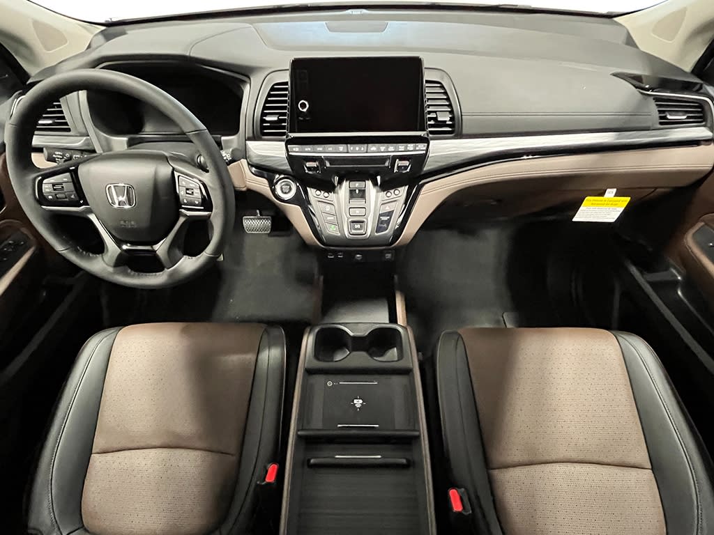 Thumbnail: 2027 Honda Odyssey - 2