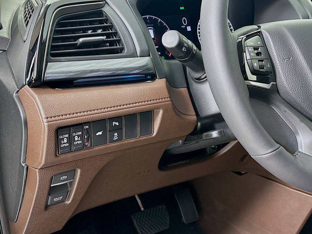 Thumbnail: 2026 Honda Odyssey - 25