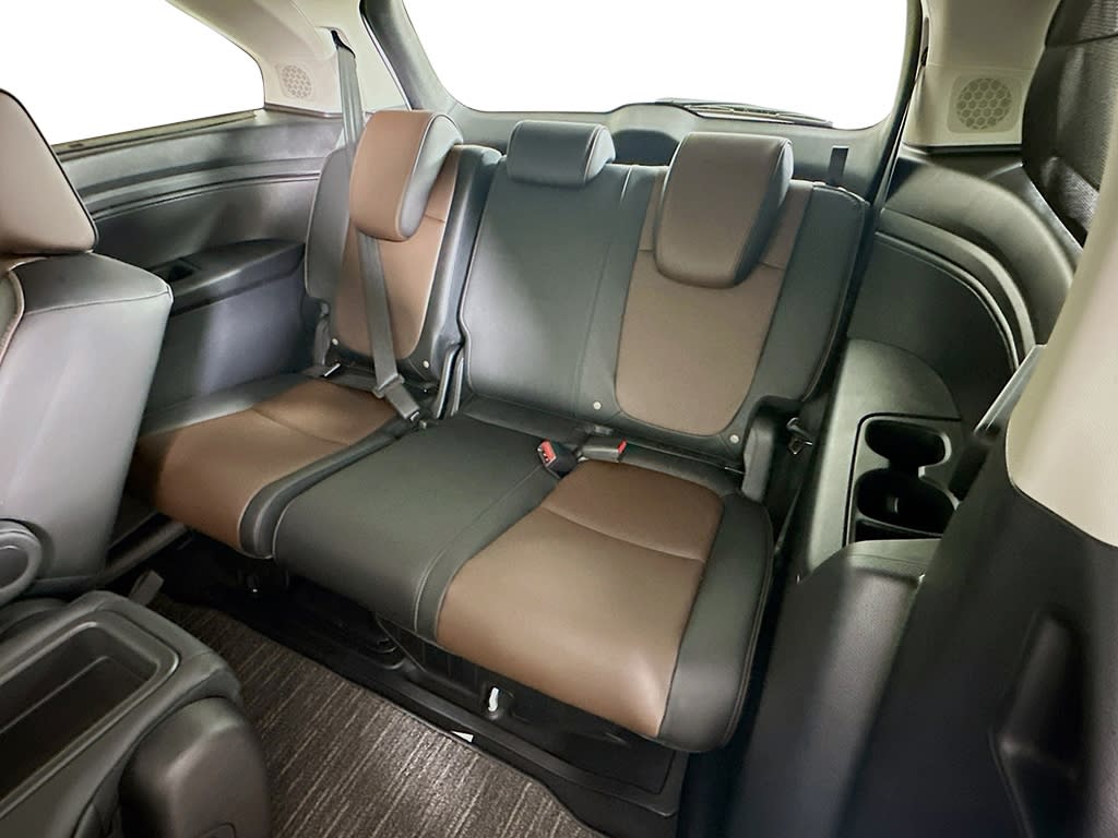 Thumbnail: 2026 Honda Odyssey - 26