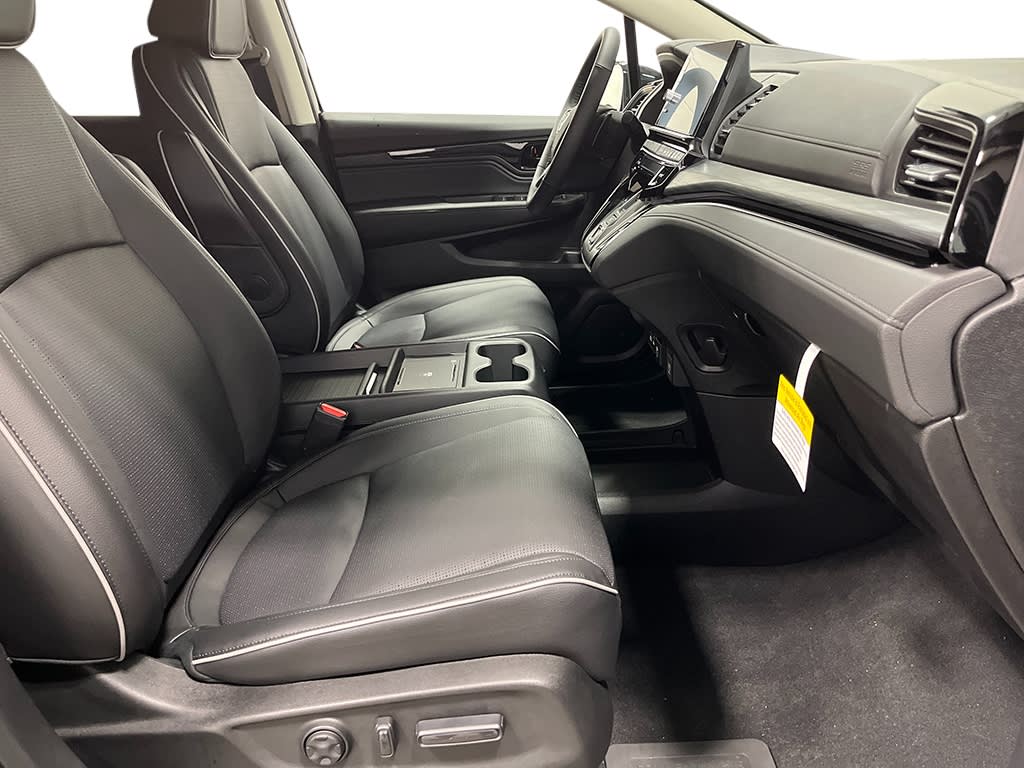 Thumbnail: 2026 Honda Odyssey - 10