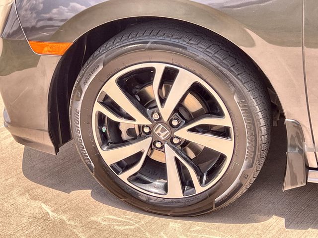 Thumbnail: 2019 Honda Odyssey - 8
