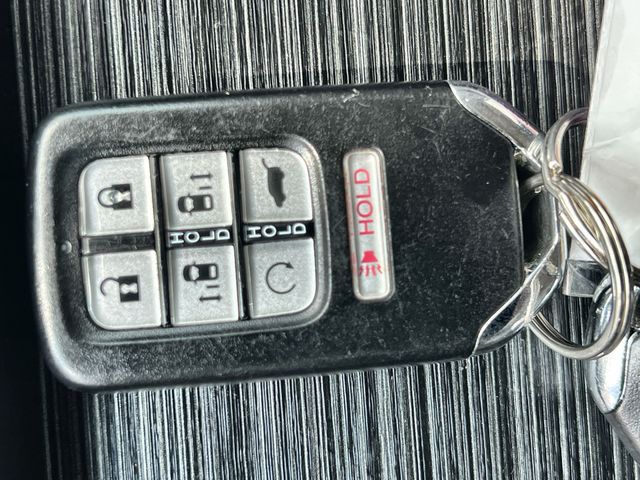 Thumbnail: 2019 Honda Odyssey - 23