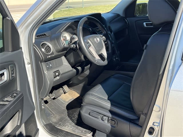 Thumbnail: 2013 Honda Pilot - 11