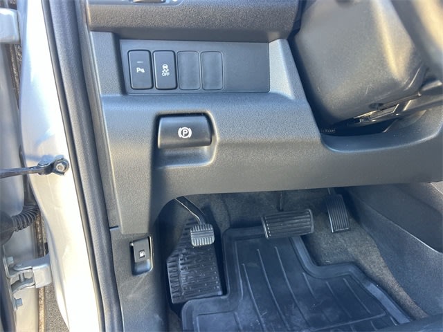 Thumbnail: 2013 Honda Pilot - 28