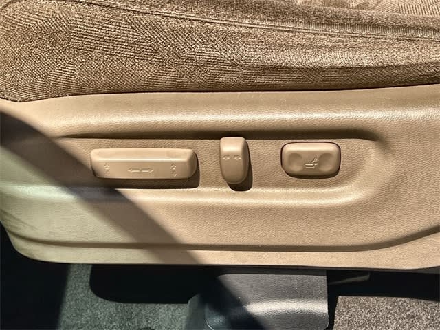 Thumbnail: 2020 Honda Pilot - 31