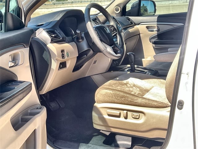 Thumbnail: 2020 Honda Pilot - 11