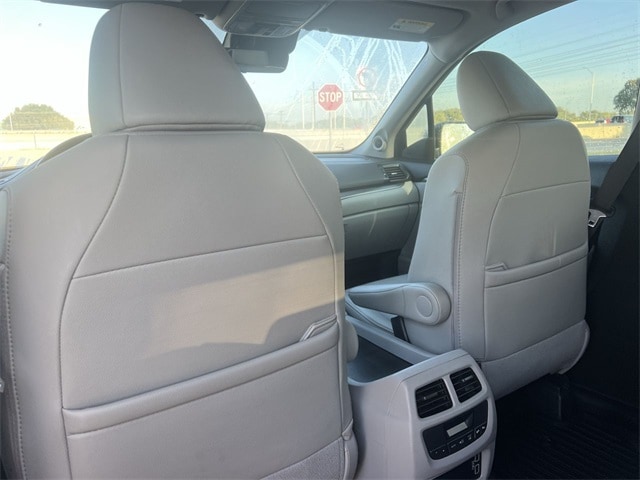 Thumbnail: 2020 Honda Pilot - 21