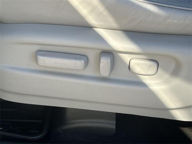 Thumbnail: 2020 Honda Pilot - 31