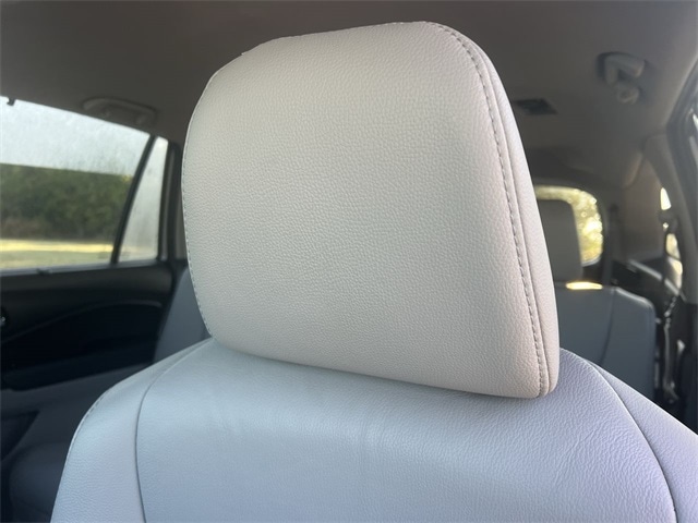 Thumbnail: 2020 Honda Pilot - 25