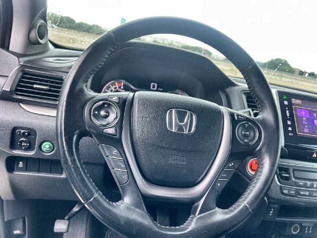 Thumbnail: 2016 Honda Pilot - 10