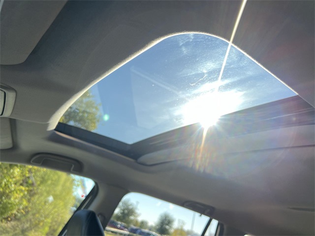 Thumbnail: 2019 Honda Pilot - 32