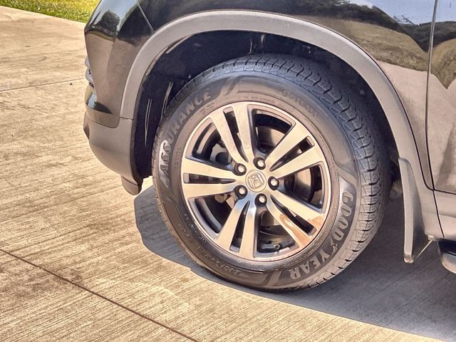 Thumbnail: 2017 Honda Pilot - 8