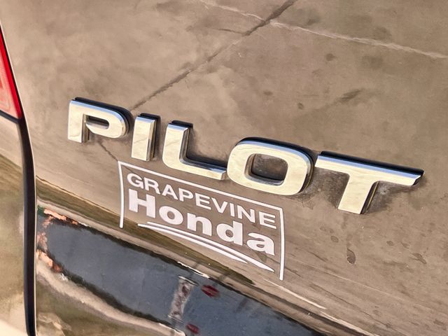 Thumbnail: 2017 Honda Pilot - 7