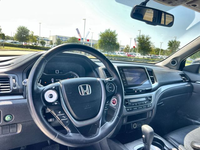 Thumbnail: 2017 Honda Pilot - 2