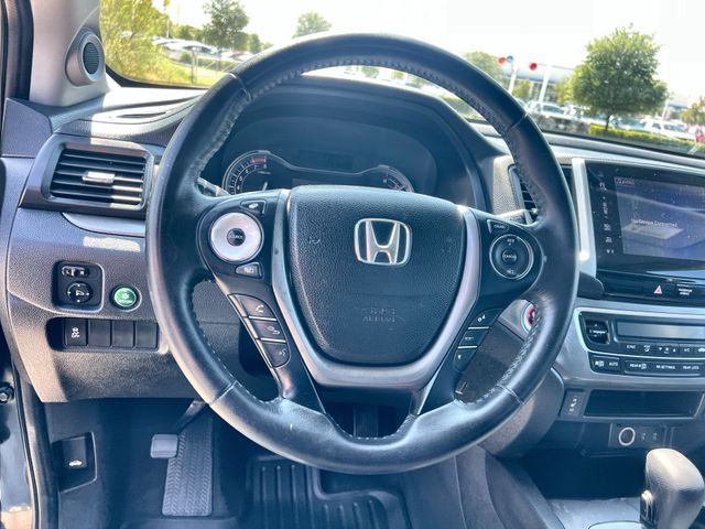 Thumbnail: 2017 Honda Pilot - 10