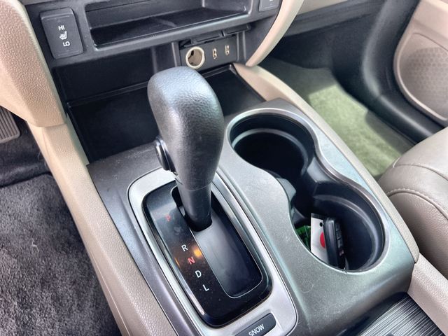 Thumbnail: 2016 Honda Pilot - 15