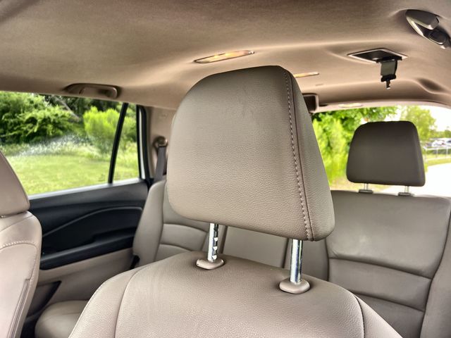 Thumbnail: 2016 Honda Pilot - 25