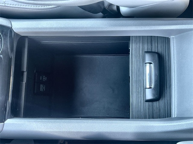 Thumbnail: 2019 Honda Pilot - 28