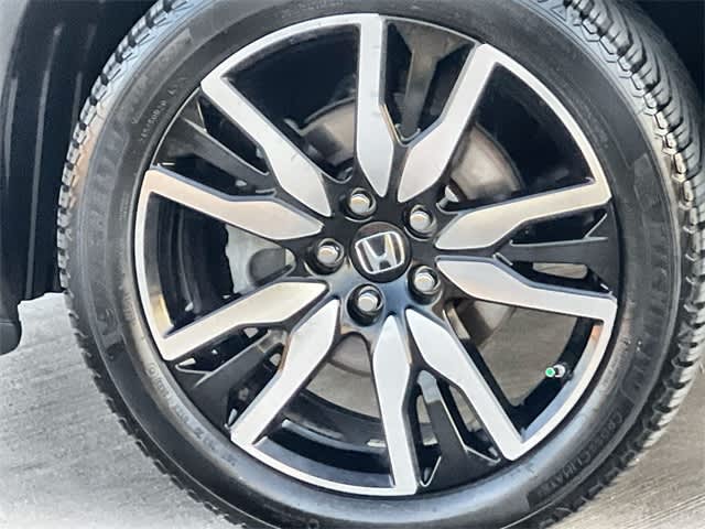 Thumbnail: 2019 Honda Pilot - 8