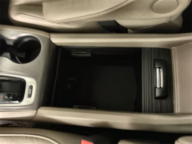 Thumbnail: 2017 Honda Pilot - 27