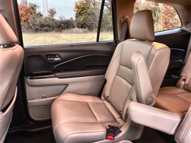Thumbnail: 2021 Honda Pilot - 22