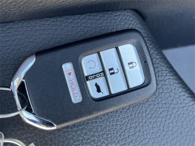 Thumbnail: 2022 Honda Pilot - 17