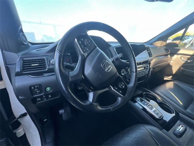 Thumbnail: 2020 Honda Passport - 9