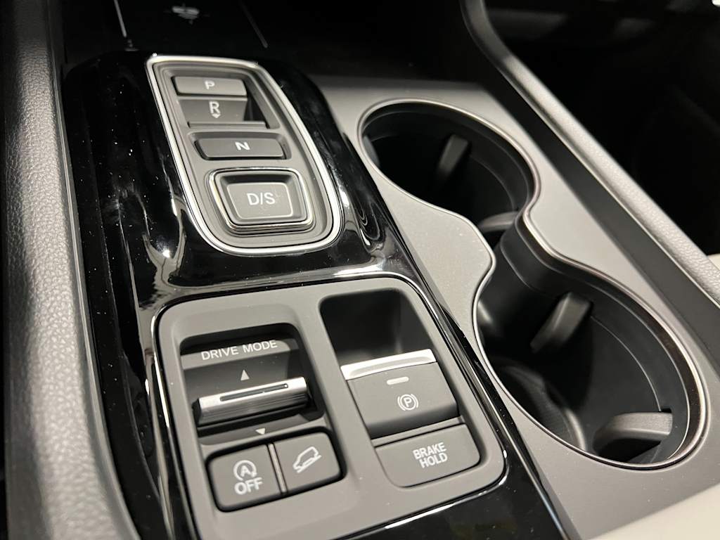 Thumbnail: 2025 Honda Pilot - 15