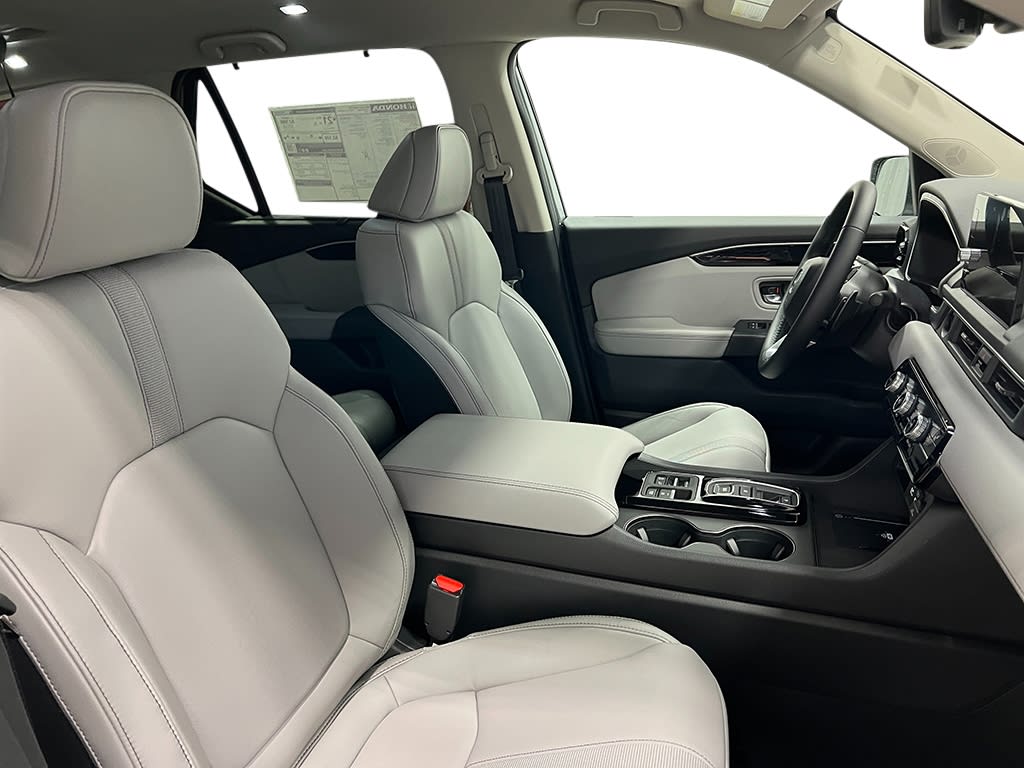 Thumbnail: 2025 Honda Pilot - 12