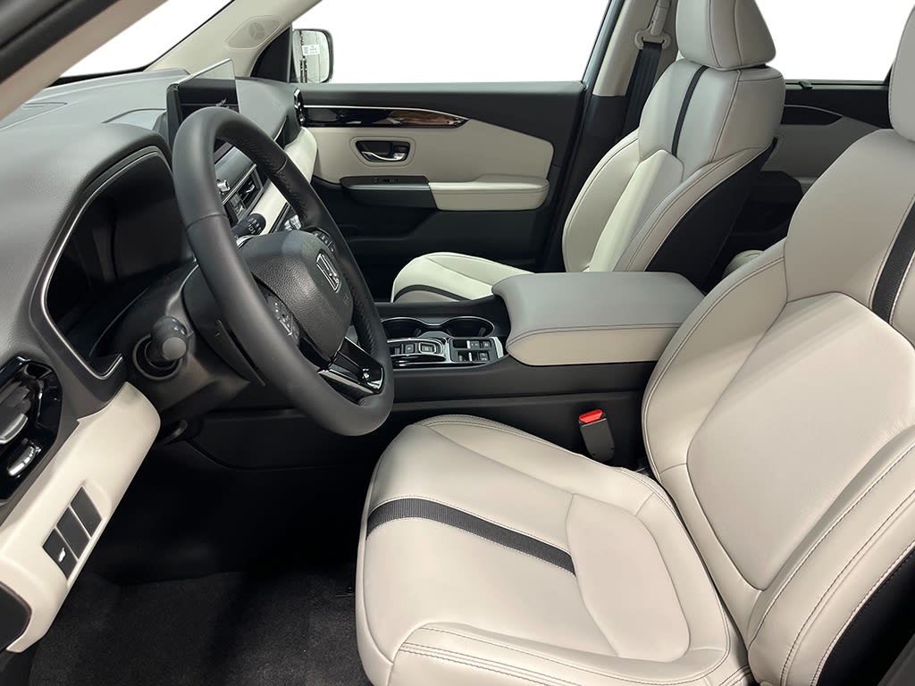Thumbnail: 2026 Honda Pilot - 10