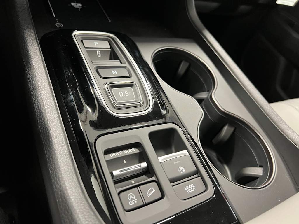 Thumbnail: 2025 Honda Pilot - 15