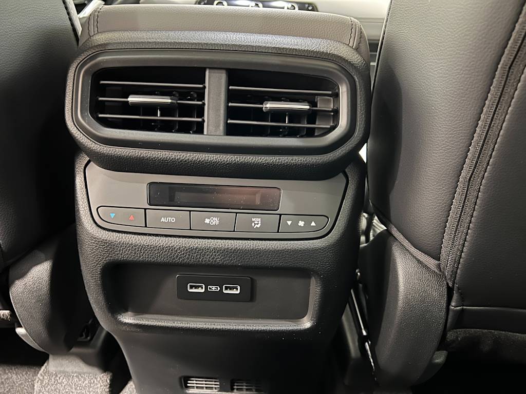 Thumbnail: 2025 Honda Pilot - 31