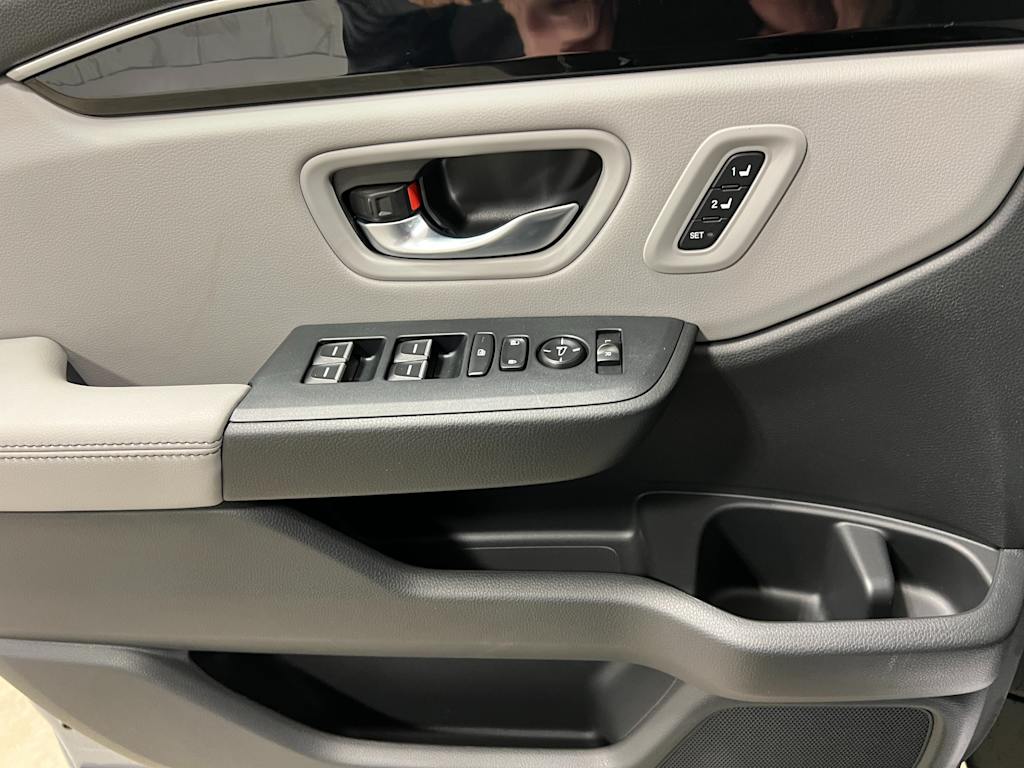 Thumbnail: 2025 Honda Pilot - 22