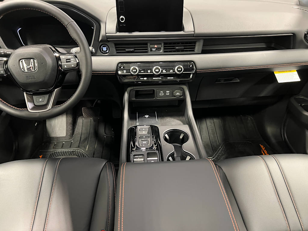 Thumbnail: 2025 Honda Pilot - 10